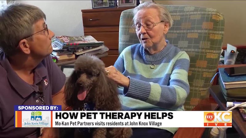 Kerrigan joins Mo-Kan Pet Partners Regional Instructor Julie Goodman and Activities Manager...